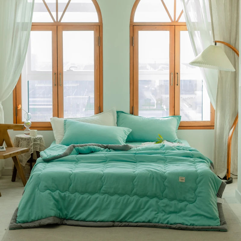Nouvelle couette d'été matelassée en coton polyester japonais douce pour la peau, lavable, légère, style luxueux, couleur unie, légère