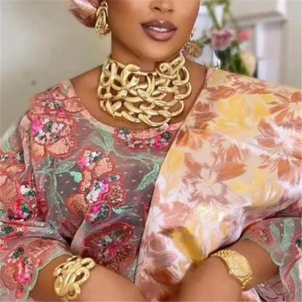Collar Para Mujer Dubai Chapado en Oro Conjunto de Joyas Lujosas Anillo Pulsera Original Disfraces de Banquete de Boda Boda Nigeriana