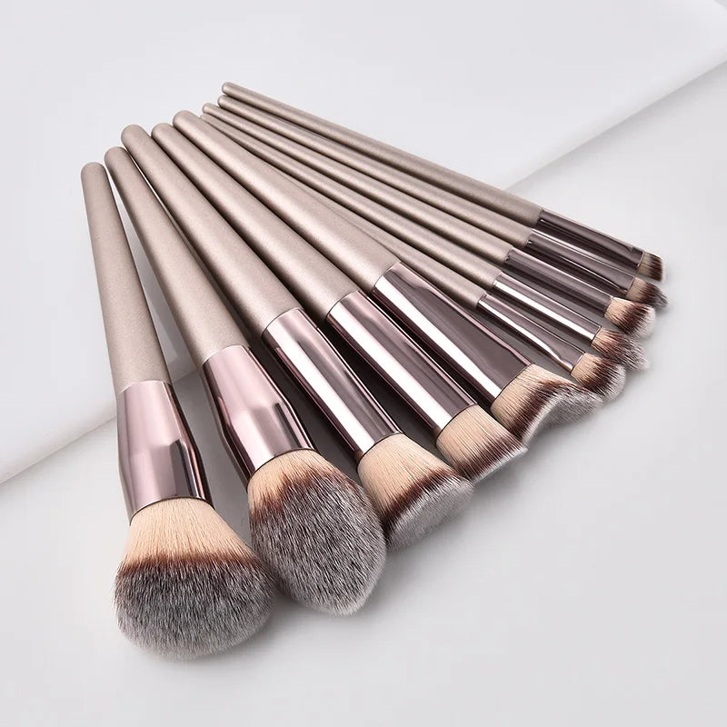 Juego de brochas de maquillaje Champagne caliente para mujer, base cosmética, polvos, colorete, sombra de ojos, Kabuki, para difuminar, herramientas de belleza
