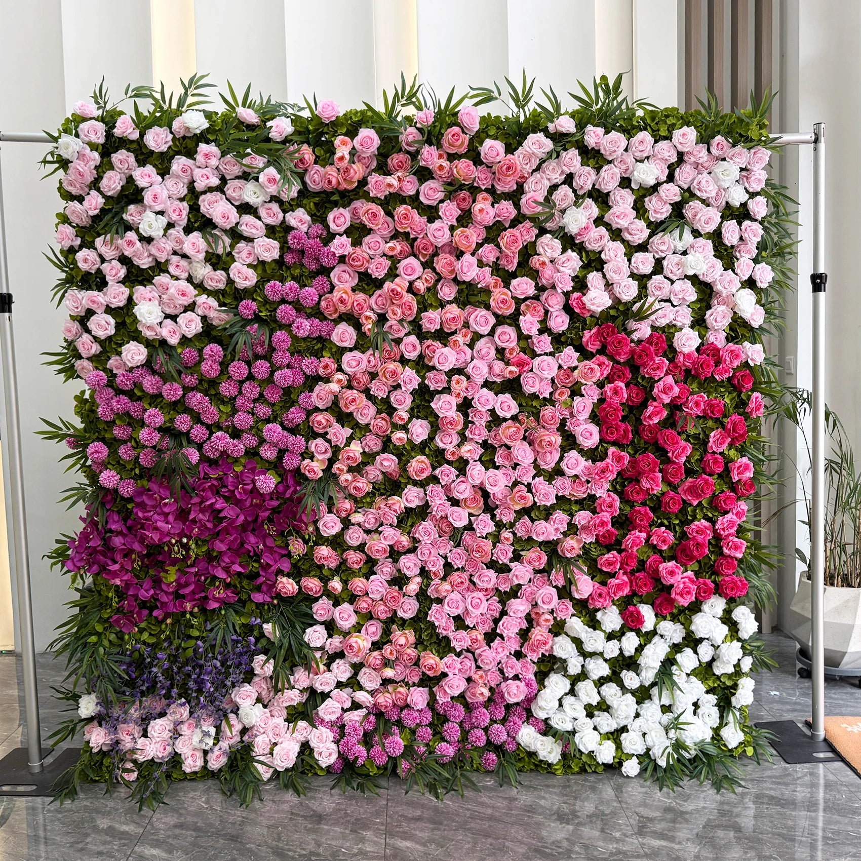 8*8 lilla blå blomstervegg bakgrunnspanel arrangement 3D rullet opp kunstig silke rose blomstervegg for hjemmebryllupsfestdekor