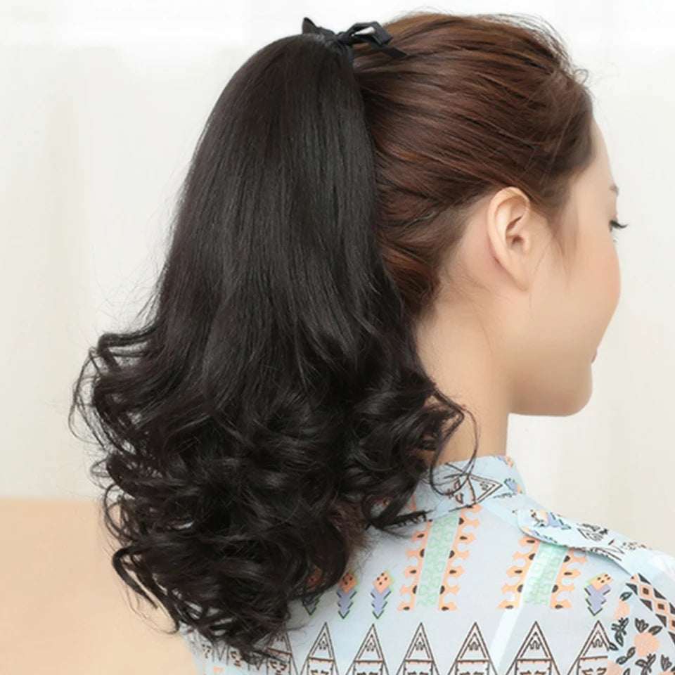 Extensiones de cabello sintético resistente al calor Allaosify marrón negro extensiones de cola de caballo con cordón de 12 pulgadas.