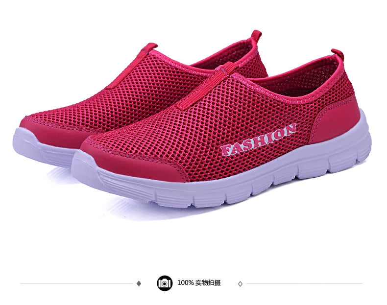 Zapatos casuales de verano para hombre, nuevas zapatillas planas para hombre, talla grande 36-46, de malla, ligeras, transpirables, zapatos sin cordones de agua, mocasines para hombre