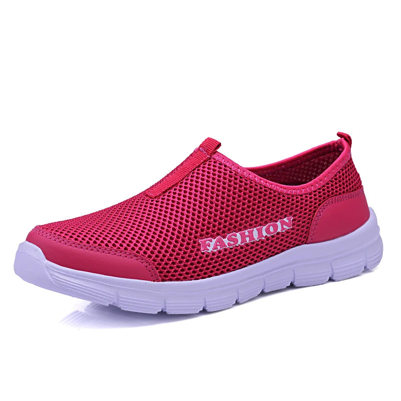 Summer Men Casual Shoes New Men Flat Sneakers Plus Size 36-46 Mesh Lightweight Breathable Water Slip-on Shoes Mens Loafers