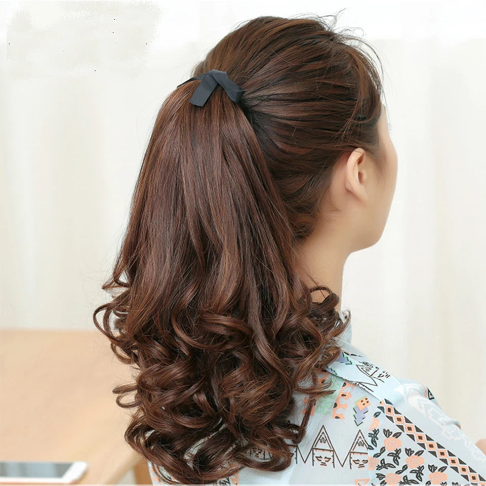 Extensiones de cabello sintético resistente al calor Allaosify marrón negro extensiones de cola de caballo con cordón de 12 pulgadas.