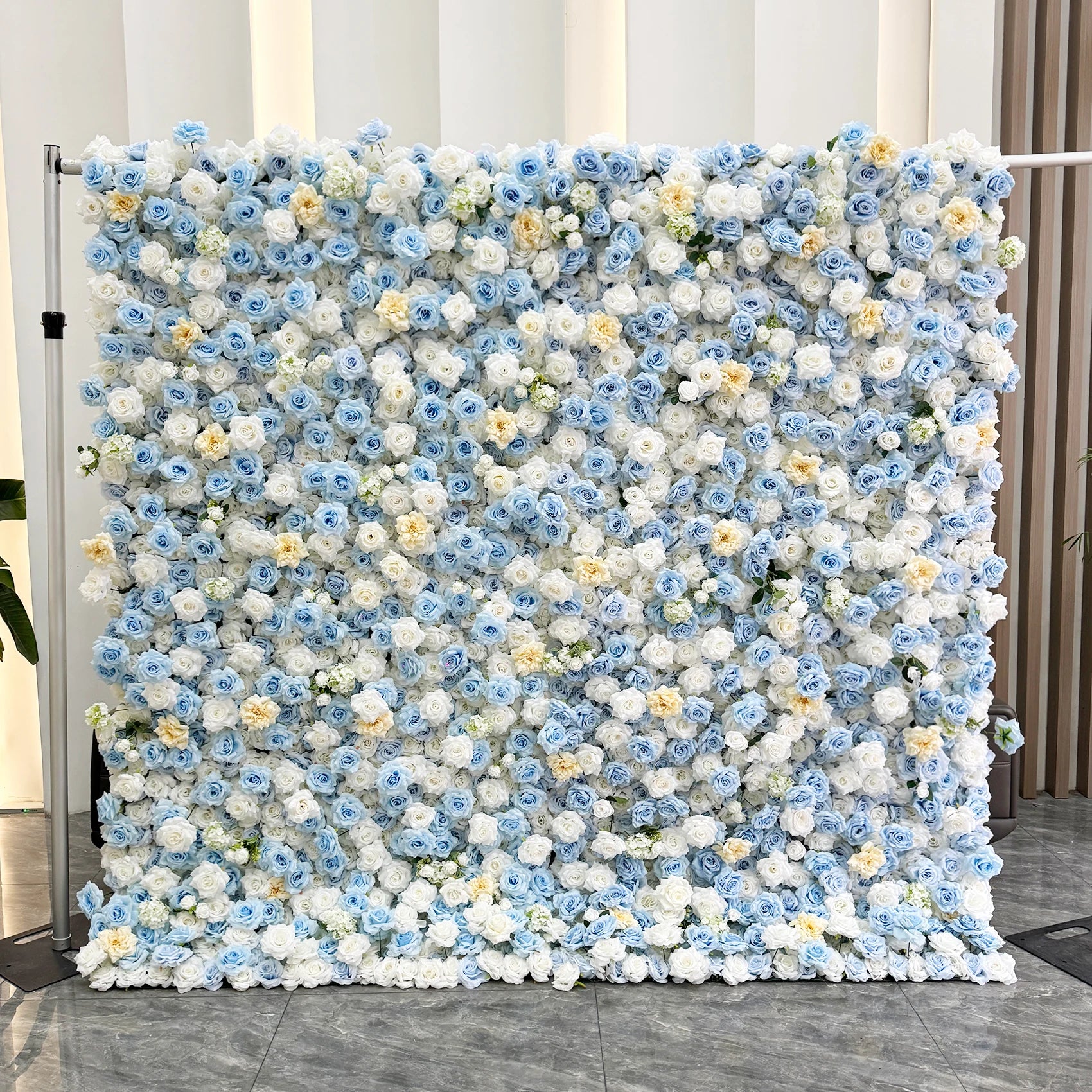 8*8 lilla blå blomstervegg bakgrunnspanel arrangement 3D rullet opp kunstig silke rose blomstervegg for hjemmebryllupsfestdekor