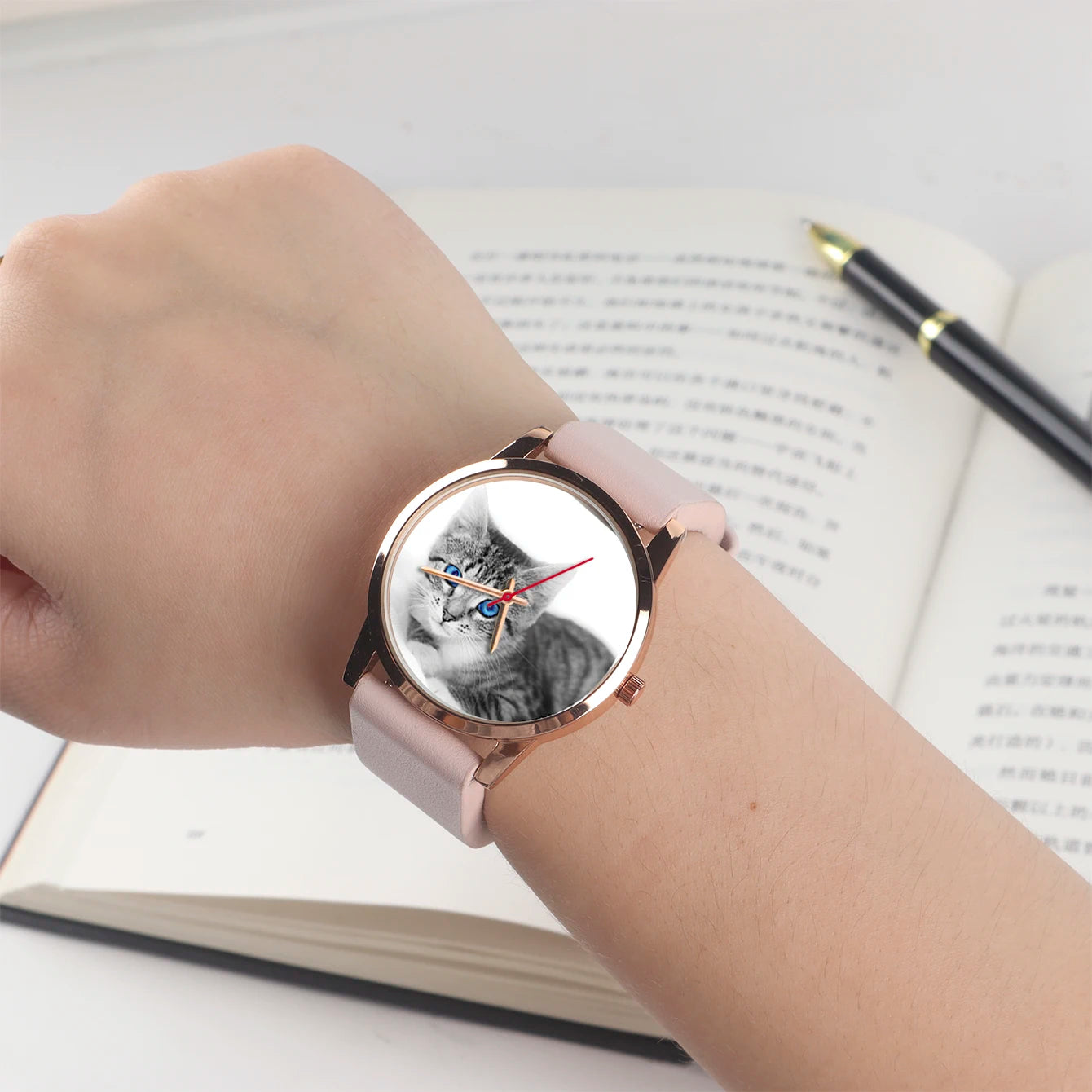 Relojes para Hijo Amiga Mujer Esposa Familia Logo Gato Reloj de Pulsera para Mujer Esfera DIY Cuarzo Esposas Mascota Foto Personalizada