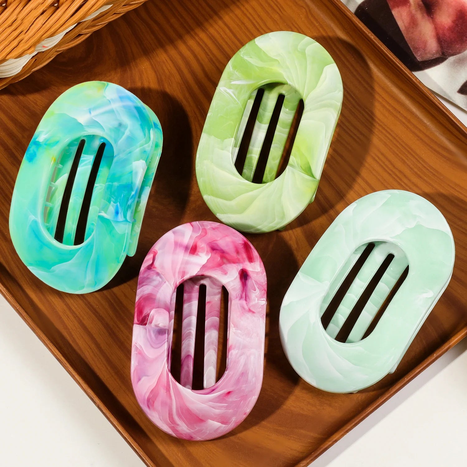 Marble Duckbill Hair Claw