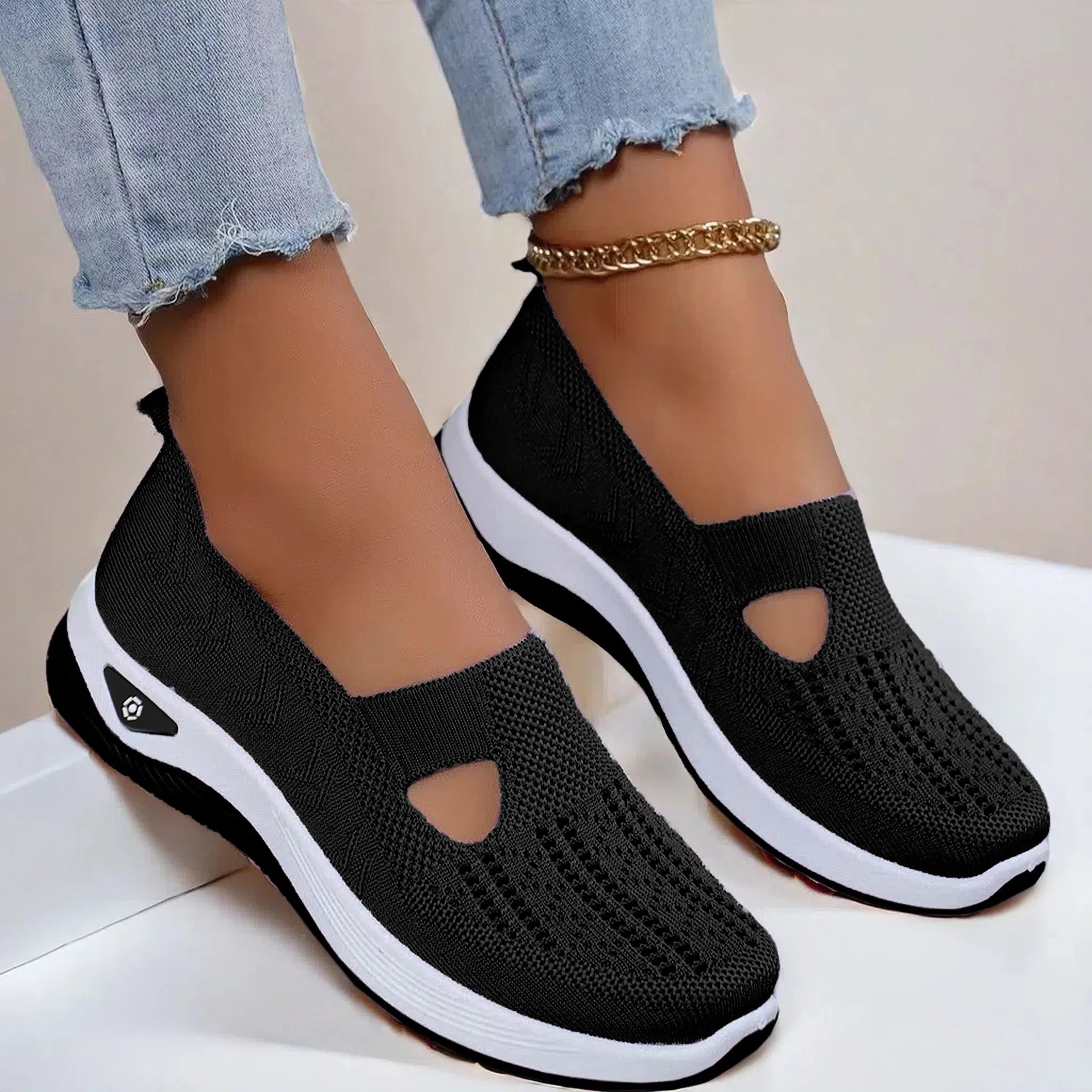 Zapatos de verano para mujer, de lona transpirable de malla, planos ligeros para caminar, zapatillas nuevas para mujer, zapatos vulcanizados, mocasines sin cordones