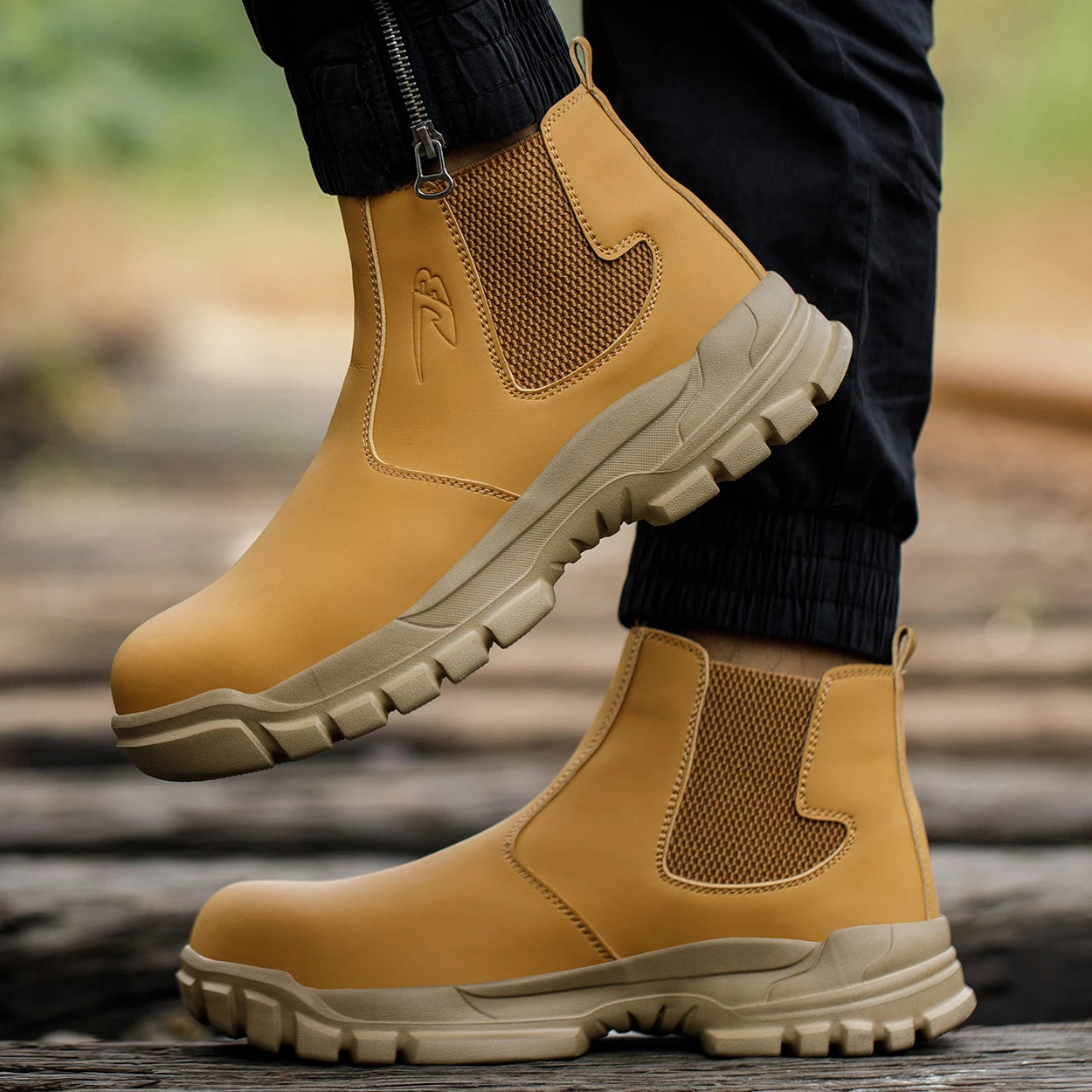 Zapatos de seguridad impermeables para hombre, botas de cuero con punta de acero, calzado masculino, botas de trabajo de construcción indestructibles, color marrón