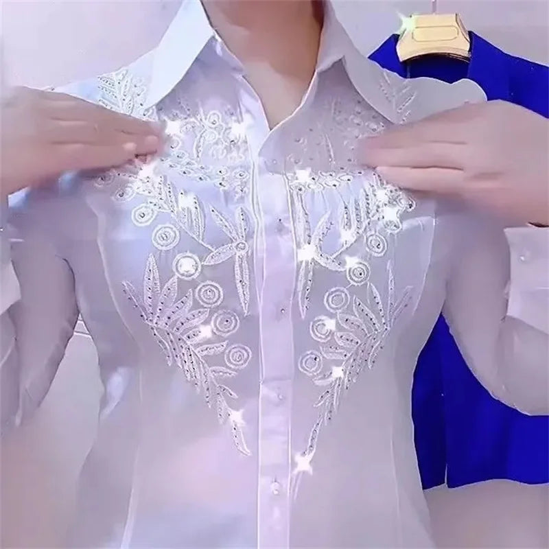 Chemises tendance blanches, rouges et bleues pour femmes, nouveau design de tempérament, brodées de strass, printemps, automne et été
