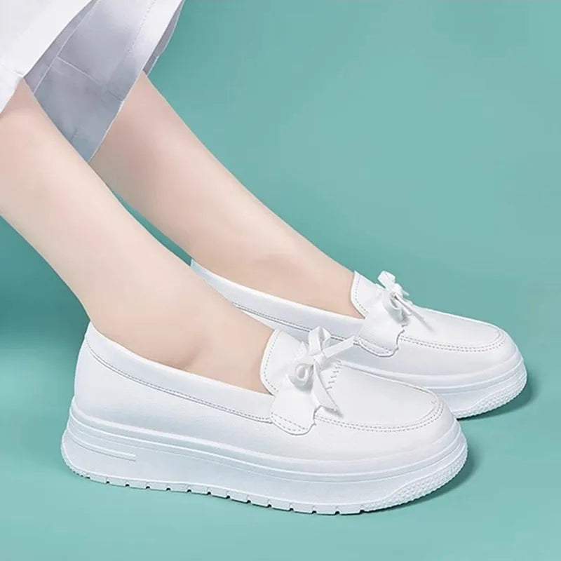 STRONGSHEN Zapatos de enfermera para mujer, suela suave cómoda, transpirables, antideslizantes, cuña, zapatos casuales blancos, zapatos de trabajo, Zapatos Mujer