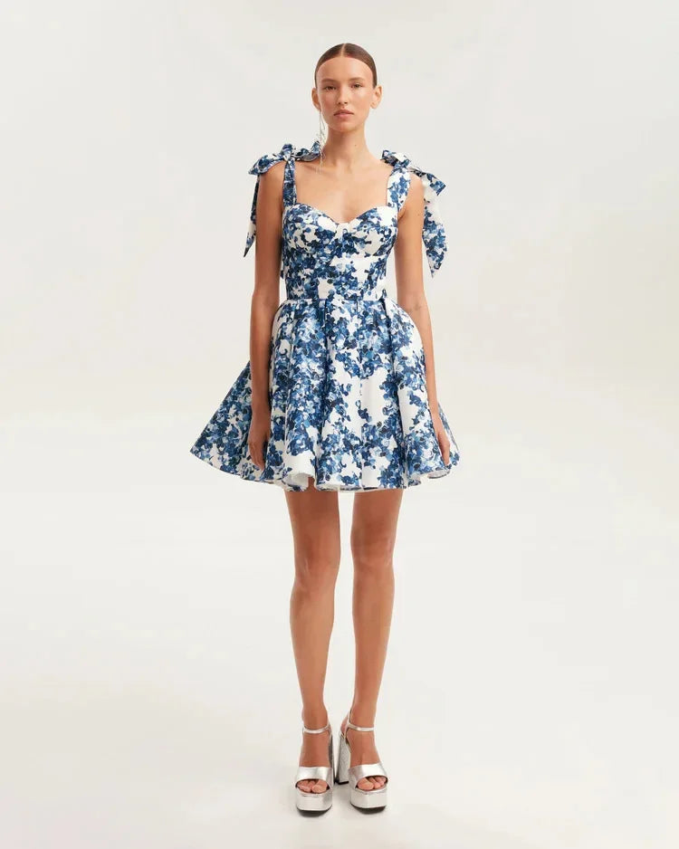 Nuevo vestido de noche elegante de moda femenina transfronteriza sin hombros, estilo europeo, sin mangas, corto