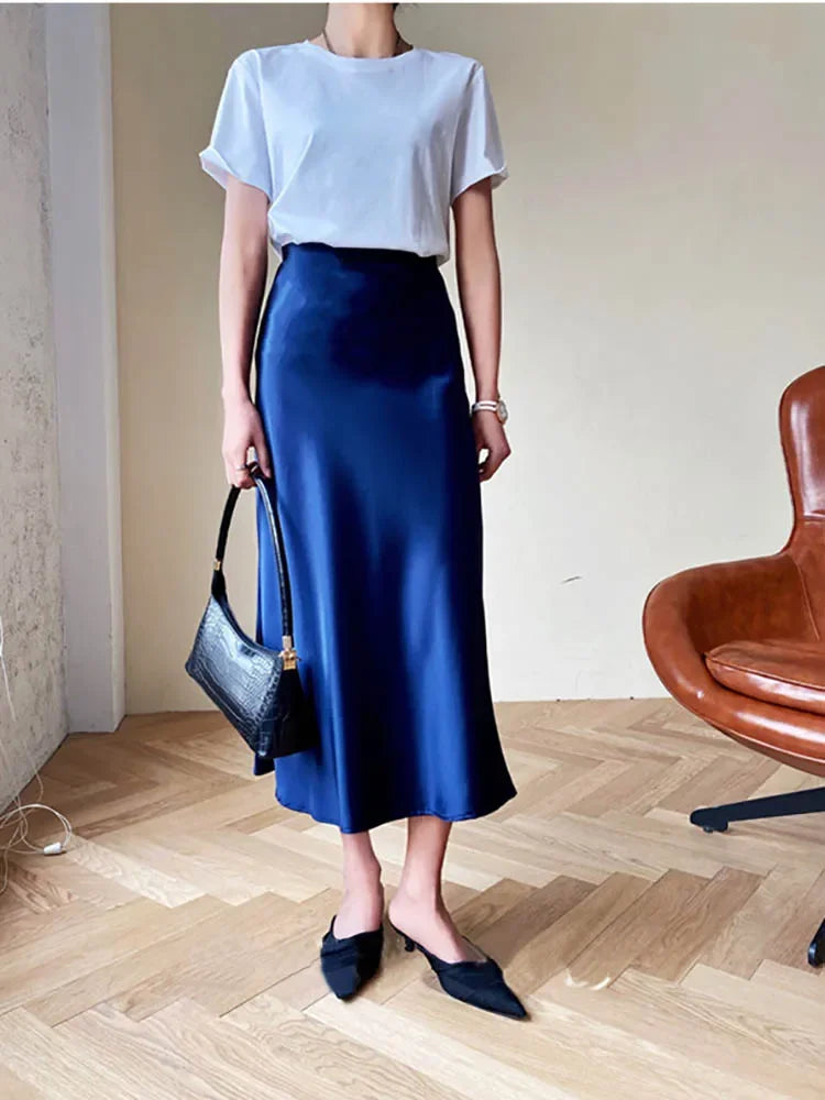 Faldas de satén de seda para mujer estilo coreano color champán para oficina, cintura alta, falda acampanada, moda elegante, falda lápiz larga sólida 2025