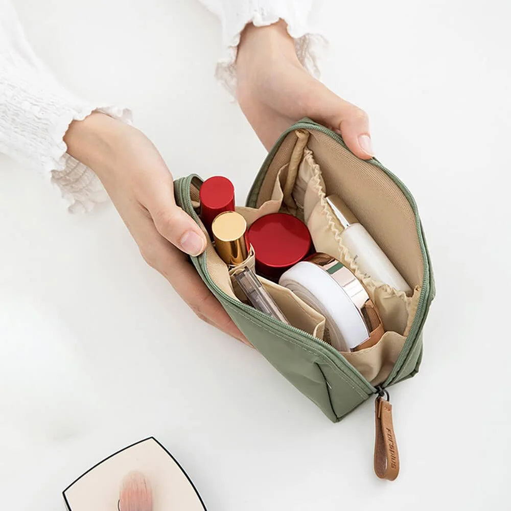 Bolsa de maquillaje pequeña, Bolsa de maquillaje pequeña para cartera, Mini estuches organizadores para cartera, Bolsa de cosméticos portátil sencilla e impermeable para pintalabios