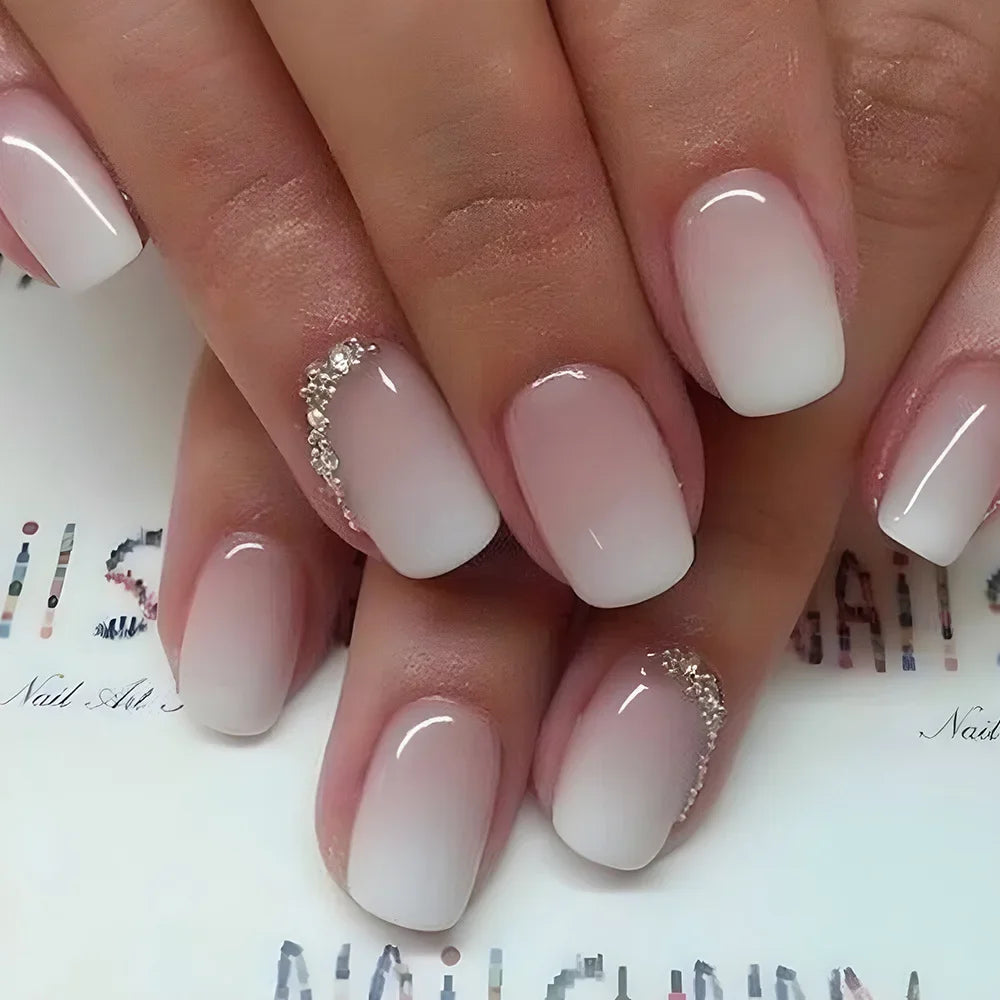 24 Uds uñas postizas de degradado blanco, cortas, cuadradas, bailarina, sencillas, de presión, usables, de color nude, puntas de manicura de cubierta completa