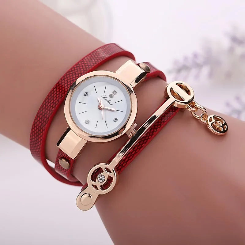 Fashion Women Bracelet Watch Gold Quartz Watches Wristwatch Women Dress Leather Casual Bracelet Ladies Watches Hot Selling Gift