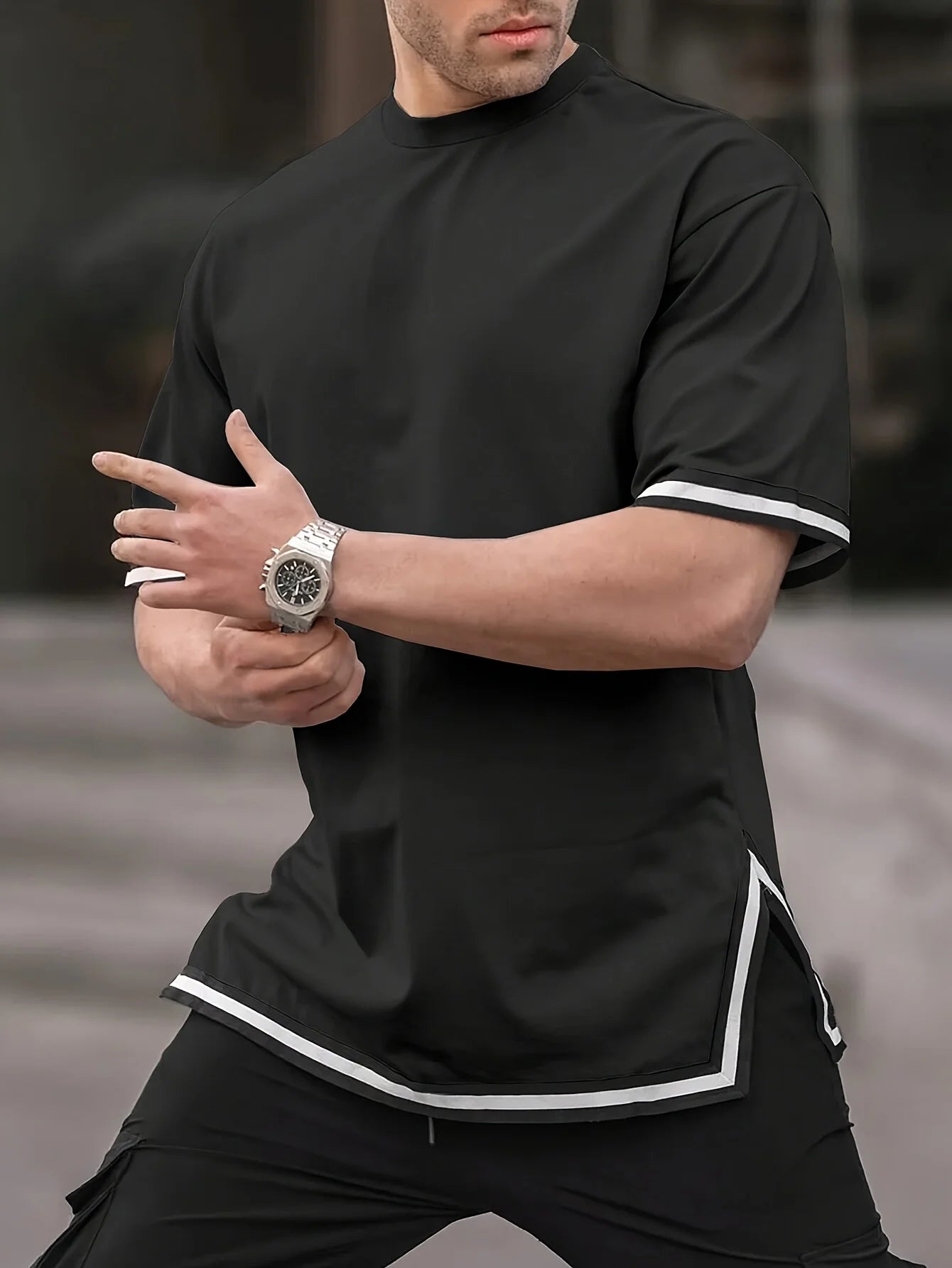 Men's Summer Casual Fashion Black T- Shirt is Versatile and Suitable for Any Occasion with Lightweight and Breathable Fabric