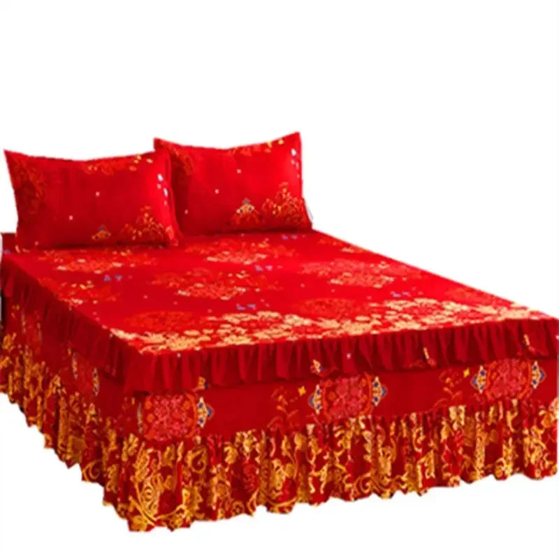 3 stk. sengetøysett med blondeskjørt, elastisk, dobbelt sengeteppe med putevar, madrasstrekk, elastisk king size-laken