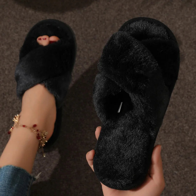 Chaussons moelleux à imprimé léopard pour femmes, pantoufles légères en fausse fourrure, chaudes, confortables, à talons plats, en peluche