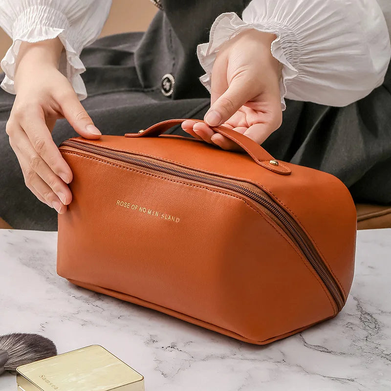 Bolsa de maquillaje PU a la moda y práctica, bolsa de almacenamiento de viaje, neceser de gran capacidad, bolsa de maquillaje con almohadilla de belleza para apoyar la mano