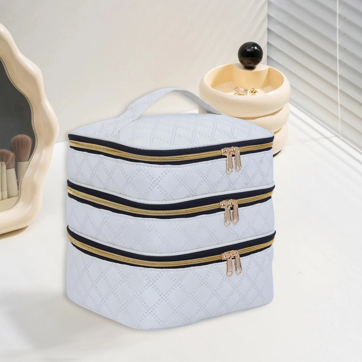 Organizador de maquillaje acolchado de 3 capas