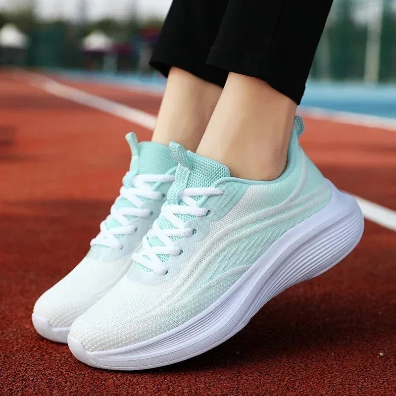 Spring New Ultra-light Running Shoes Sports Women's Shoes Mesh Non-slip Breathable Soft-soled Lightweight Casual Shoes