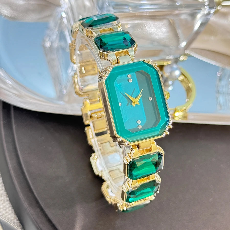 reloj de señora estilo europeo y americano de moda con esfera de diamantes de imitación, caja rectangular de color con cadena de diamantes de imitación, sección grande de mujer