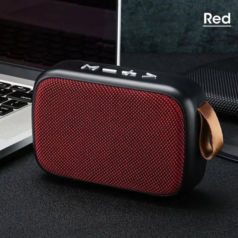Nuevo altavoz inalámbrico portátil para exteriores con subwoofer, mini altavoz para el hogar de tela y tarjeta.