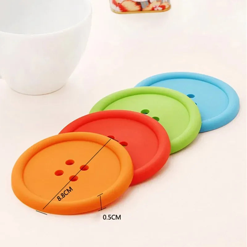 Lot de 5 dessous de verre ronds et résistants à la chaleur, antidérapants et isolants, en silicone, pour table, dessous de verre à boutons simples
