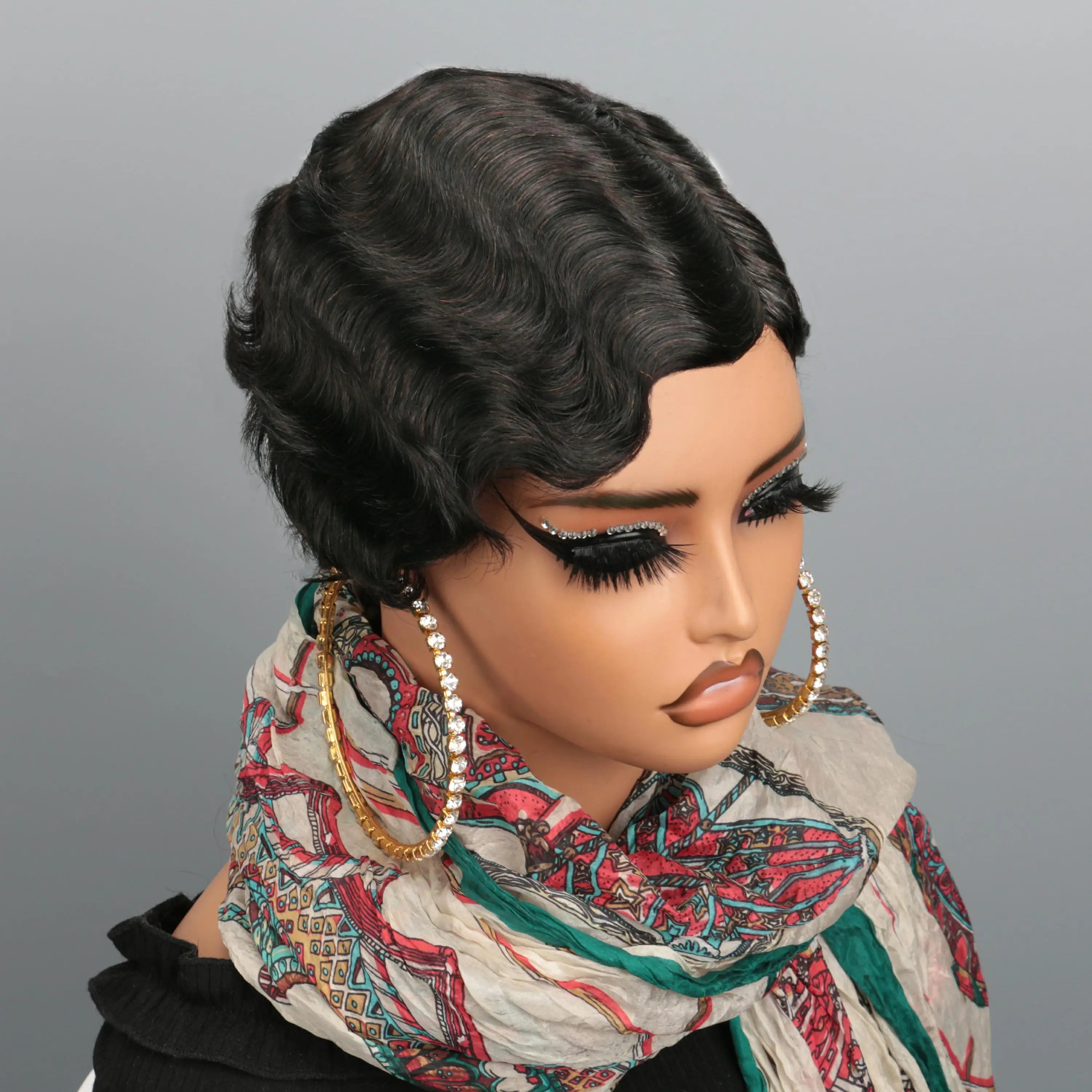 Peluca Pixie con Ondas al Agua