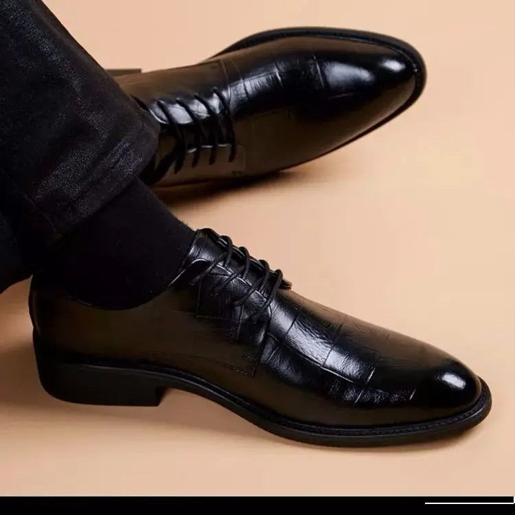 Nuevos Zapatos de Traje Negro para Hombre Fiesta Zapatos de Vestir para Hombre Cuero Italiano Zapatos Hombre Zapatos Formales Hombre Oficina Sapatos Sociales Masculino