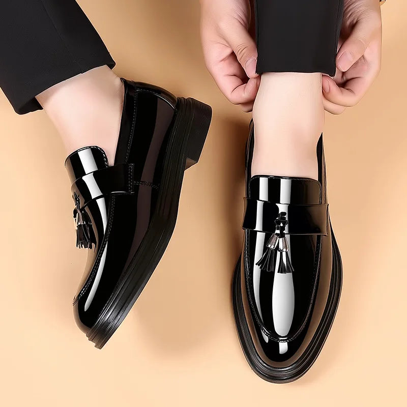 Zapatos de cuero para hombre, otoño, negocios, formal, tallas grandes, zapatos de vestir para hombre, zapatos casuales de suela blanda, zapatos negros para novio de boda para hombre
