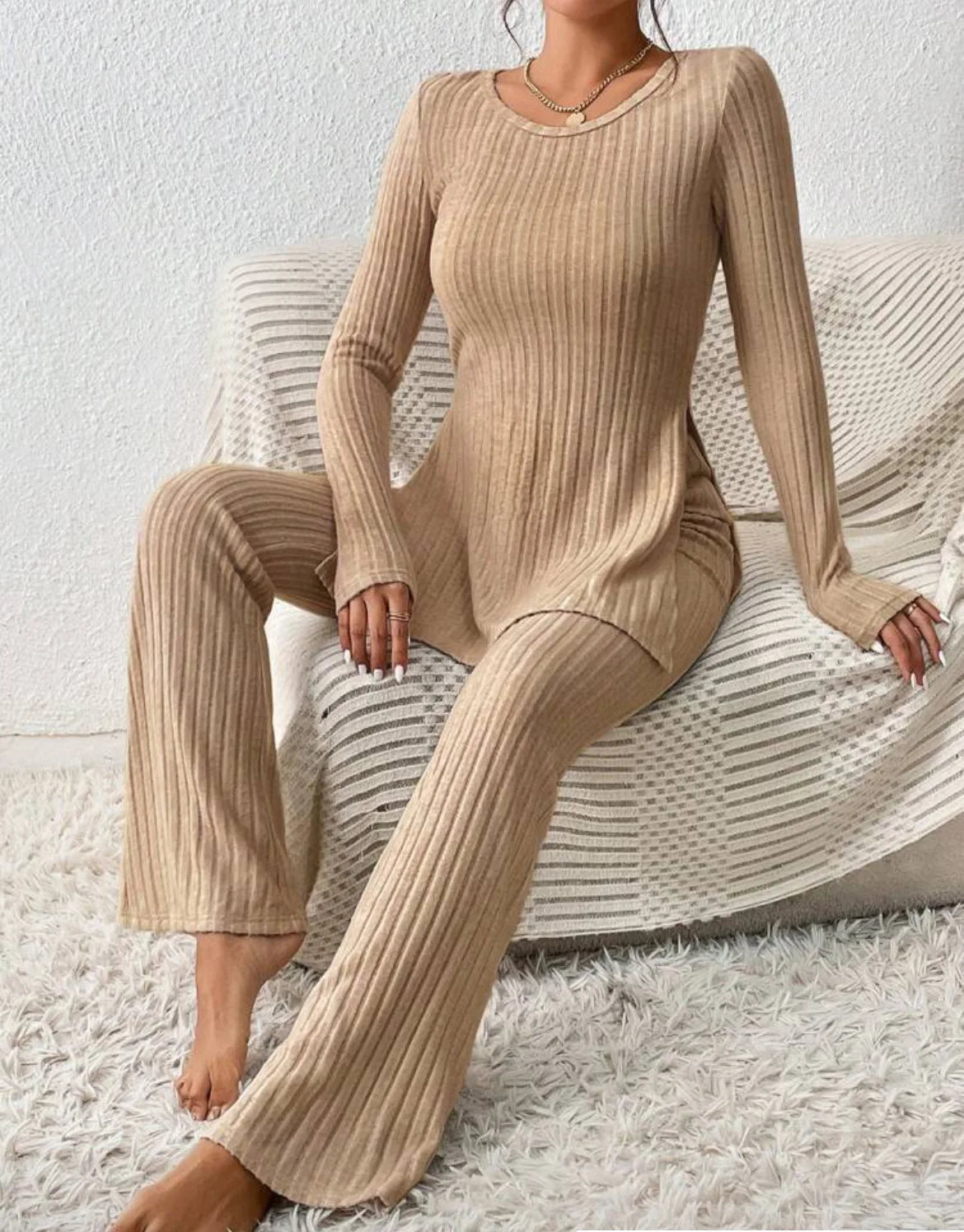 Ropa de Mujer Otoño Invierno Nuevo Estilo Color Sólido Sexy Casual Manga Larga Cuello Redondo Rajado Moda Temperamento Conjunto de Dos Piezas