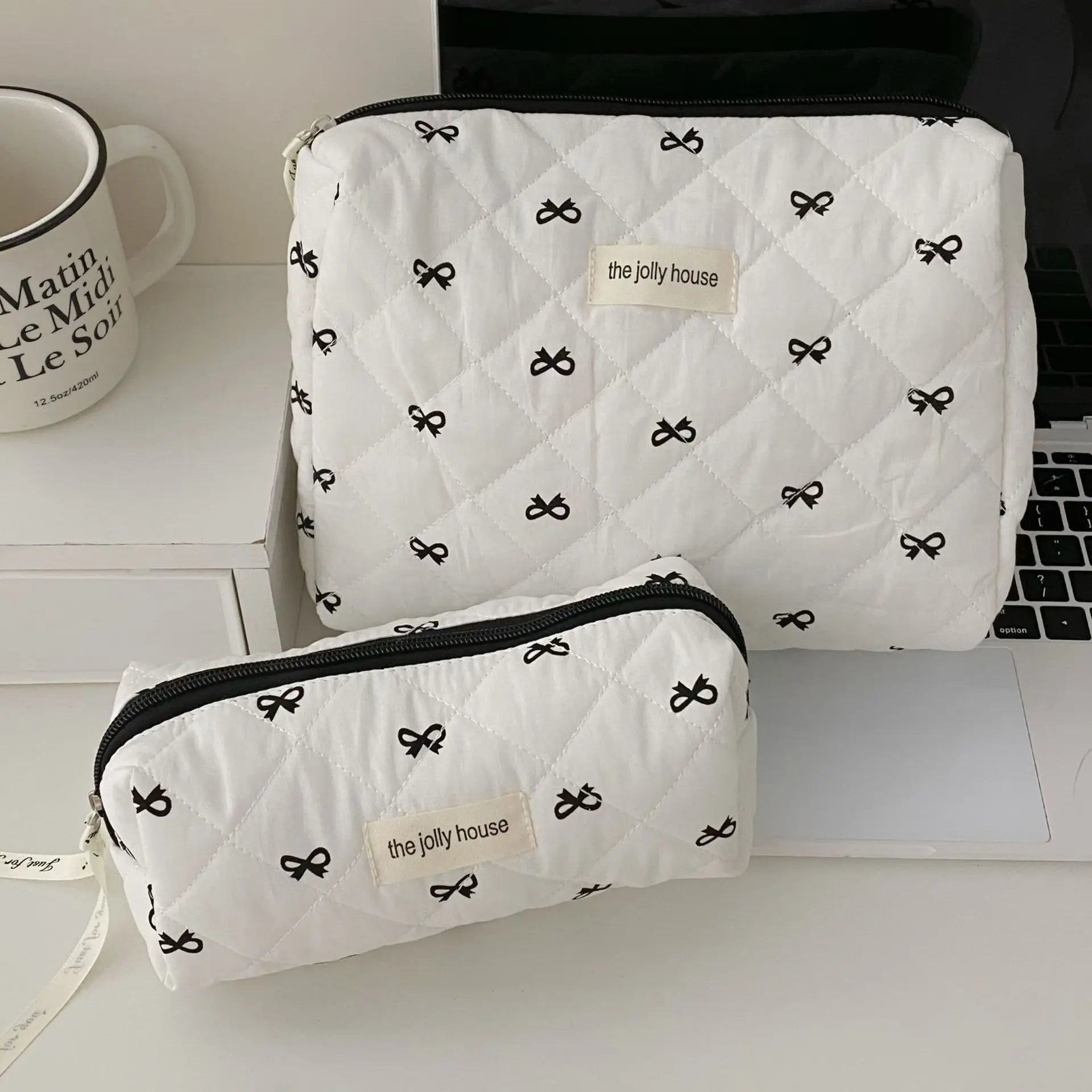 Bolso tote de cerezas a la moda para mujer, neceser de maquillaje portátil, bonito estuche de almacenamiento de cosméticos y artículos de tocador, bolso de mano acolchado de algodón con cremallera