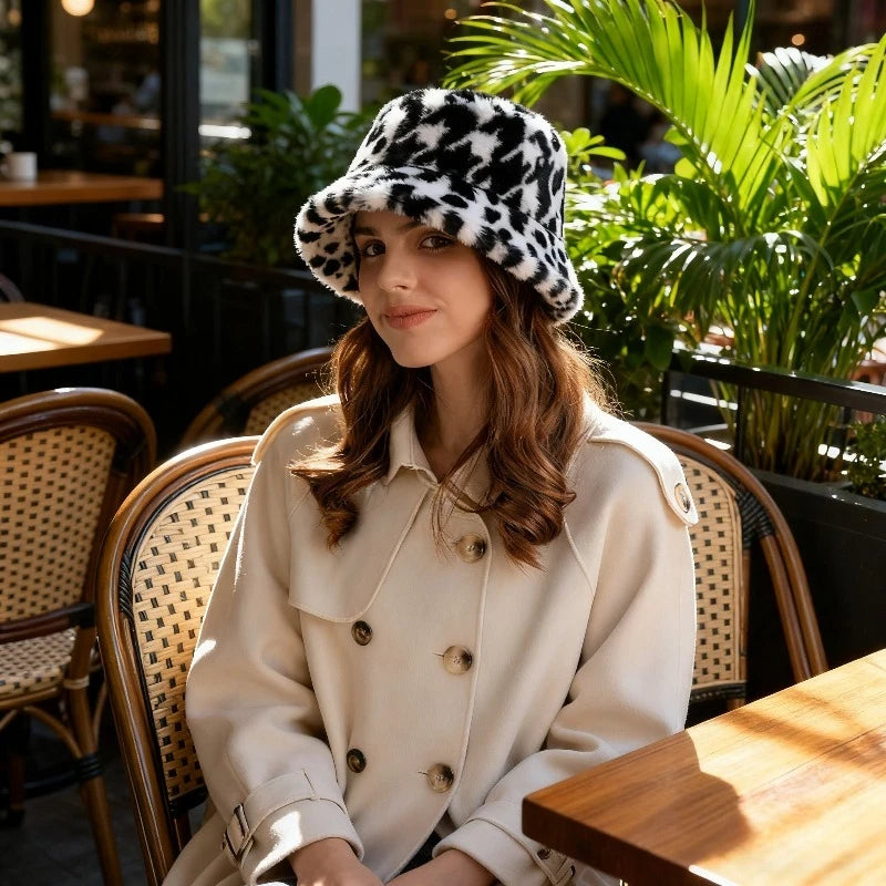 Women’s Reversible Winter Bucket Hat – Waterproof with Fleece Lining