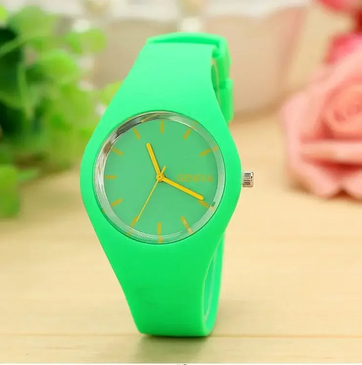 Reloj Mujer 2021 Relojes de Mujer de Marca Famosa Reloj de Cuarzo para Mujer Moda Casual Deportivo Reloj de Pulsera de Silicona Hot Kobiet Zegarka