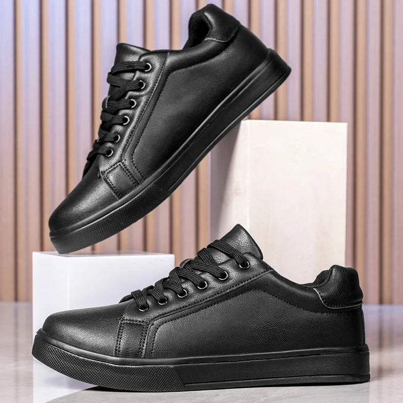 Zapatillas de hombre 2024 de nueva moda, cómodas, ligeras, zapatos casuales, calzado para caminar al aire libre, monopatín, tallas 39-46