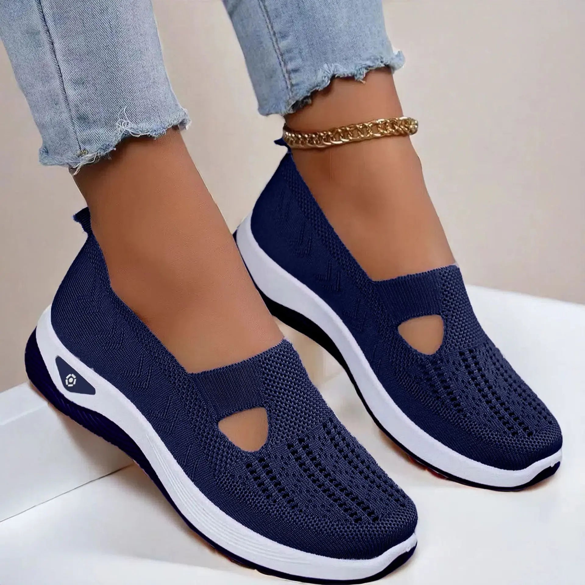 Zapatos de verano para mujer, de lona transpirable de malla, planos ligeros para caminar, zapatillas nuevas para mujer, zapatos vulcanizados, mocasines sin cordones