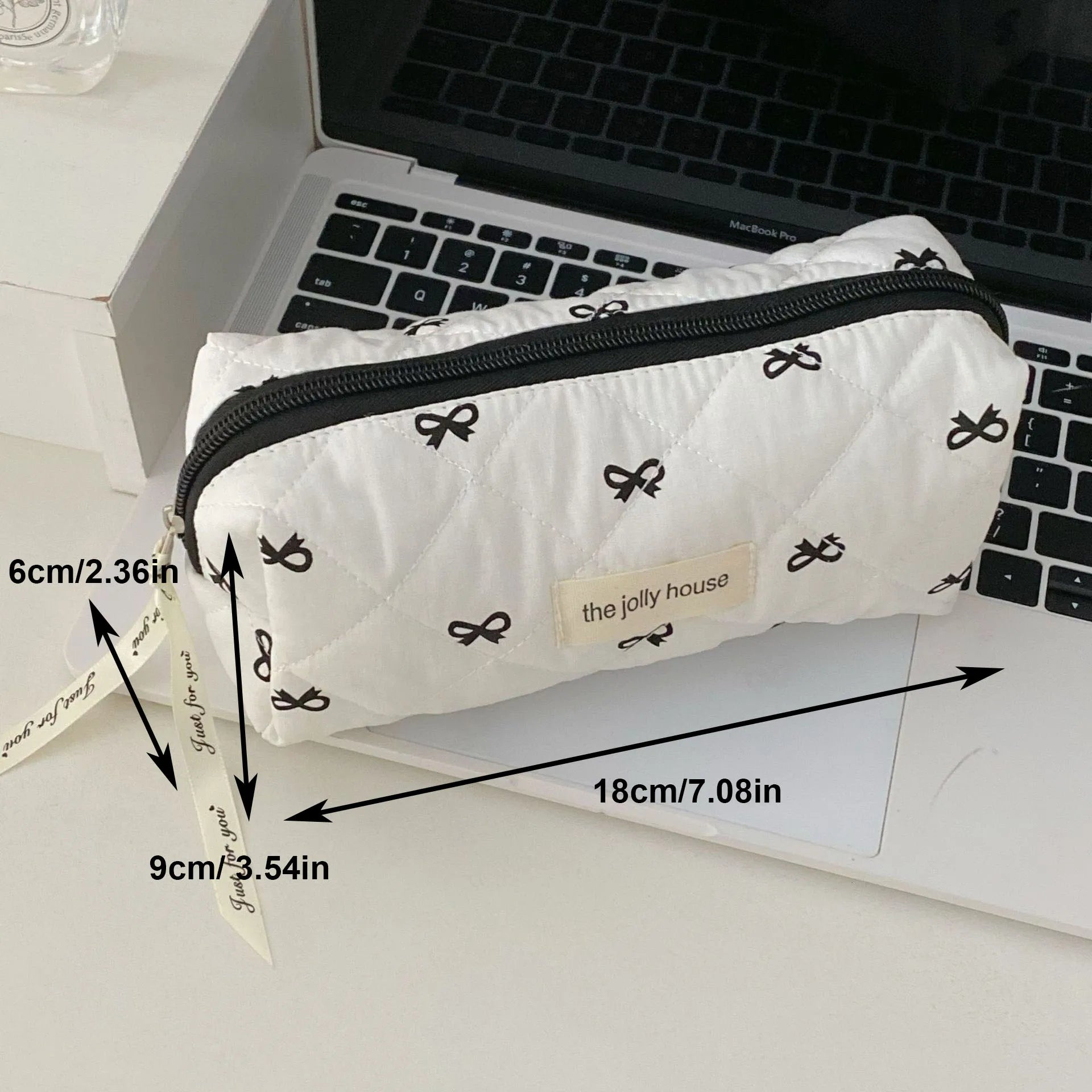 Bolso tote de cerezas a la moda para mujer, neceser de maquillaje portátil, bonito estuche de almacenamiento de cosméticos y artículos de tocador, bolso de mano acolchado de algodón con cremallera