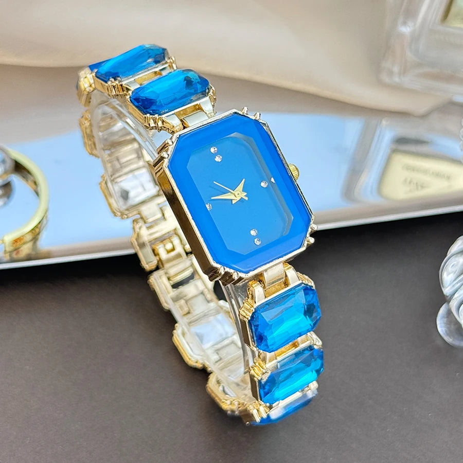 reloj de señora estilo europeo y americano de moda con esfera de diamantes de imitación, caja rectangular de color con cadena de diamantes de imitación, sección grande de mujer