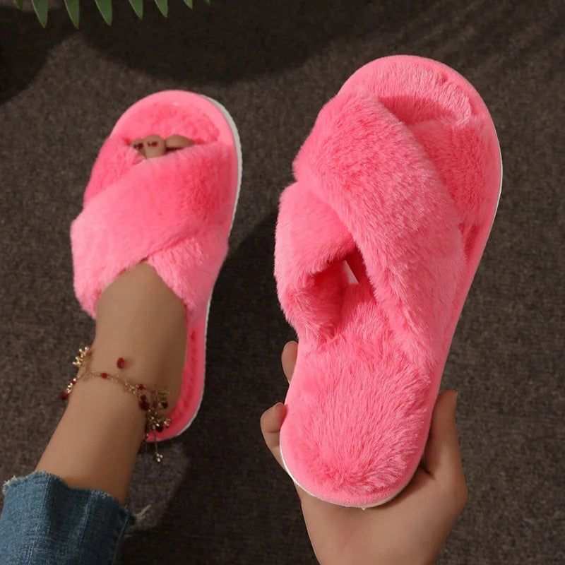 Chaussons moelleux à imprimé léopard pour femmes, pantoufles légères en fausse fourrure, chaudes, confortables, à talons plats, en peluche