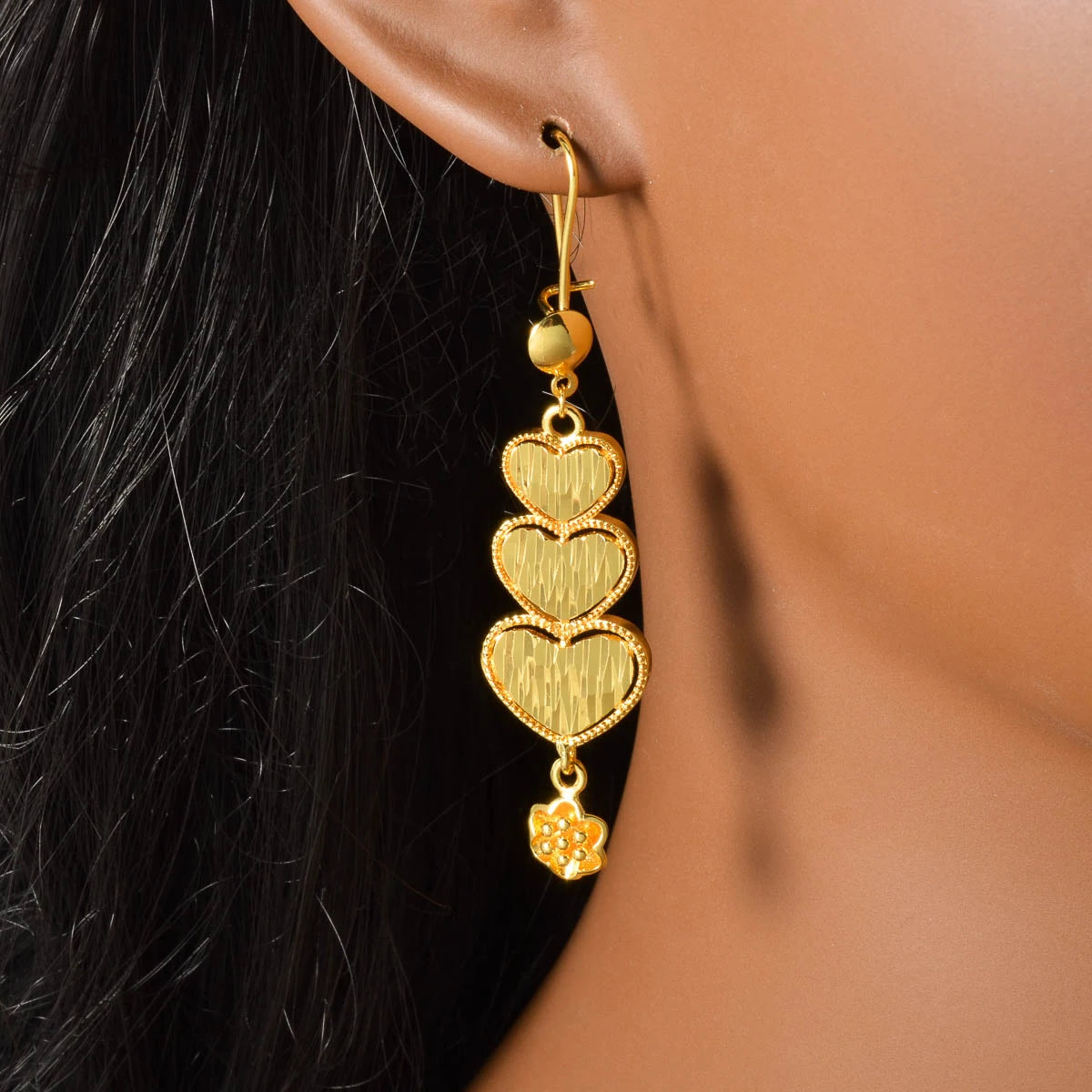 Juegos de joyas de Dubái: collar, pulsera, anillo, pendientes. Elegante diseño árabe chapado en oro para mujer. Regalo de lujo, joyería de boda.