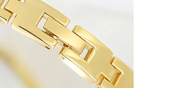 Relojes de lujo de moda para mujer Nuevos relojes de pulsera vintage dorados de lujo para mujer Reloj de cuarzo de vestir para mujer Relogio Feminino