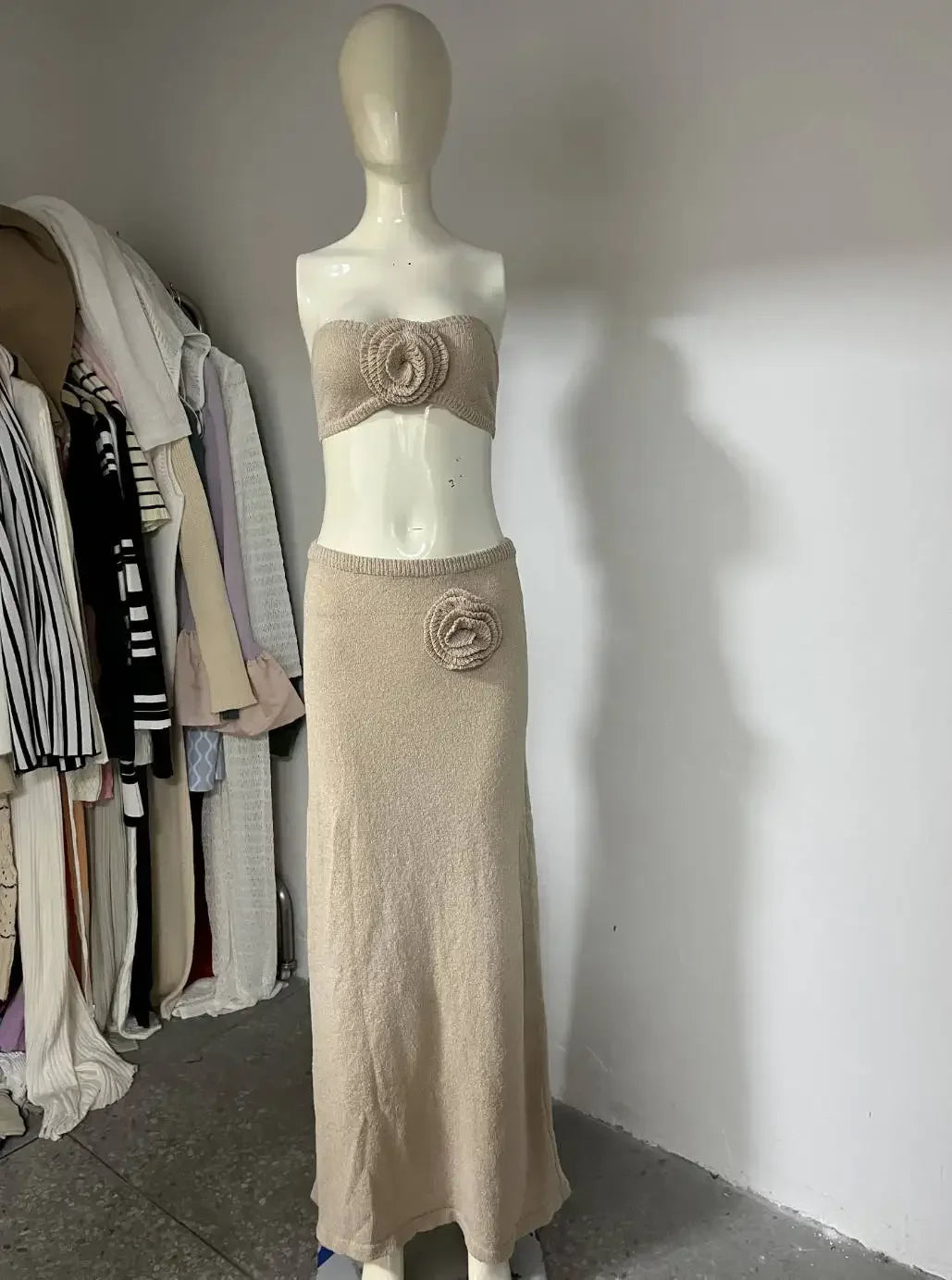 Conjunto de punto de 2 piezas para mujer, falda larga con retales florales, tops de tubo y falda de playa ajustada de cintura alta, conjuntos de punto para mujer