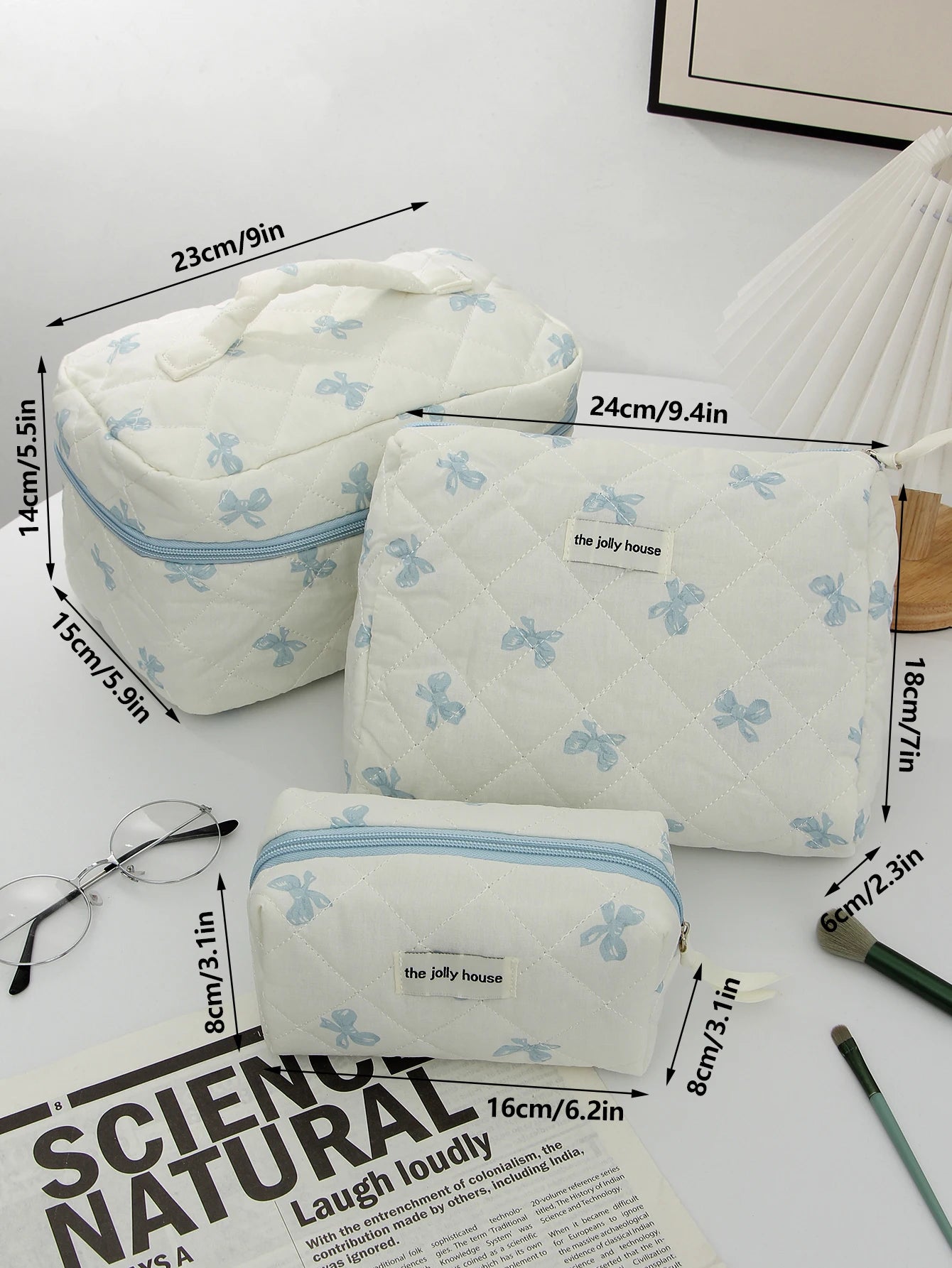 1 pc/set of white and blue bow quilted makeup bag, bow pattern makeup bag, travel essential makeup bag, daily toiletries makeup