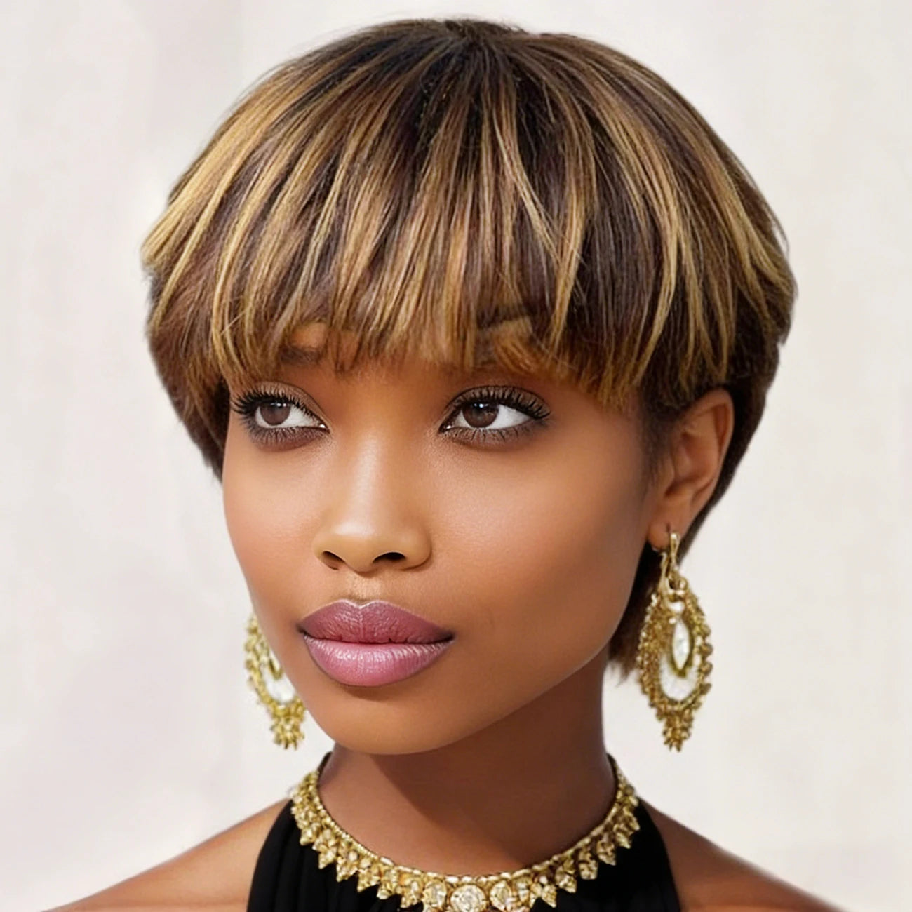 Perruques P427 Brown Highlight Pixie Cut Cheveux Humains Remy Entièrement Faite à la Machine Aspect Naturel Courtes à Porter Quotidiennement