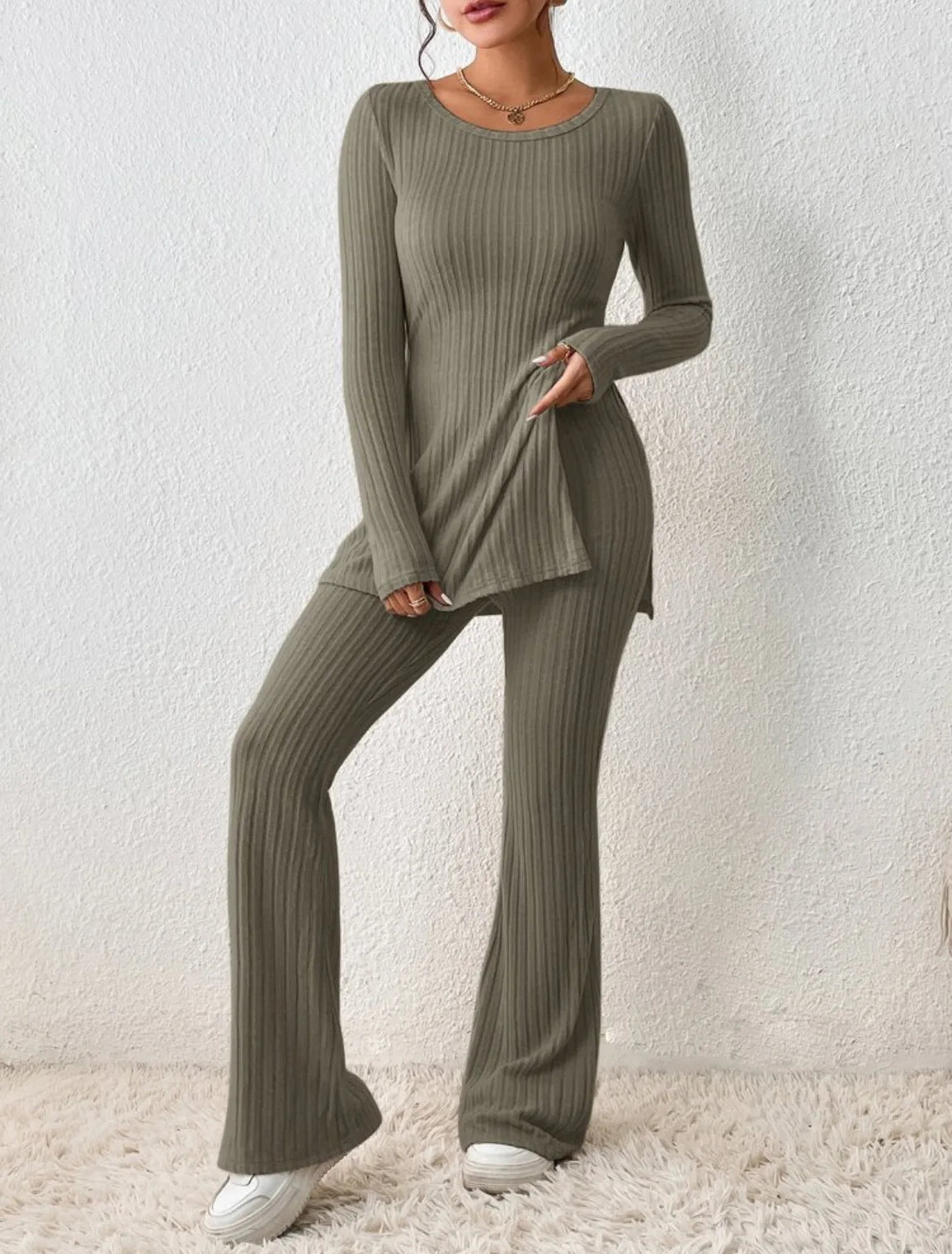 Ropa de Mujer Otoño Invierno Nuevo Estilo Color Sólido Sexy Casual Manga Larga Cuello Redondo Rajado Moda Temperamento Conjunto de Dos Piezas