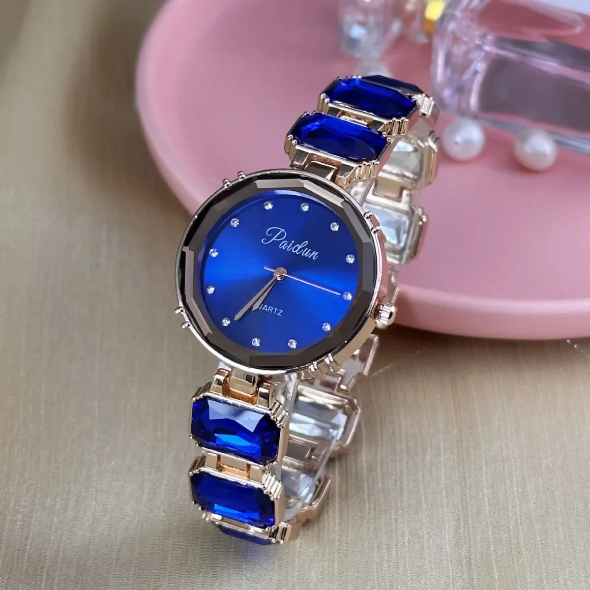 Relojes de pulsera con diamantes grandes, nuevos relojes de cuarzo con esfera redonda para mujer, relojes de lujo para niñas, Dropshipping Reloj Regalos