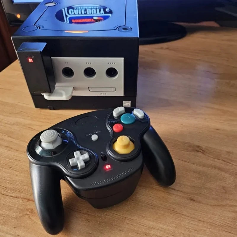 Controlador Gamepad Inalámbrico de 5 Colores para consola NGC con Adaptador 2.4G Joysticks Gamepads para Consola de Videojuegos GameCube