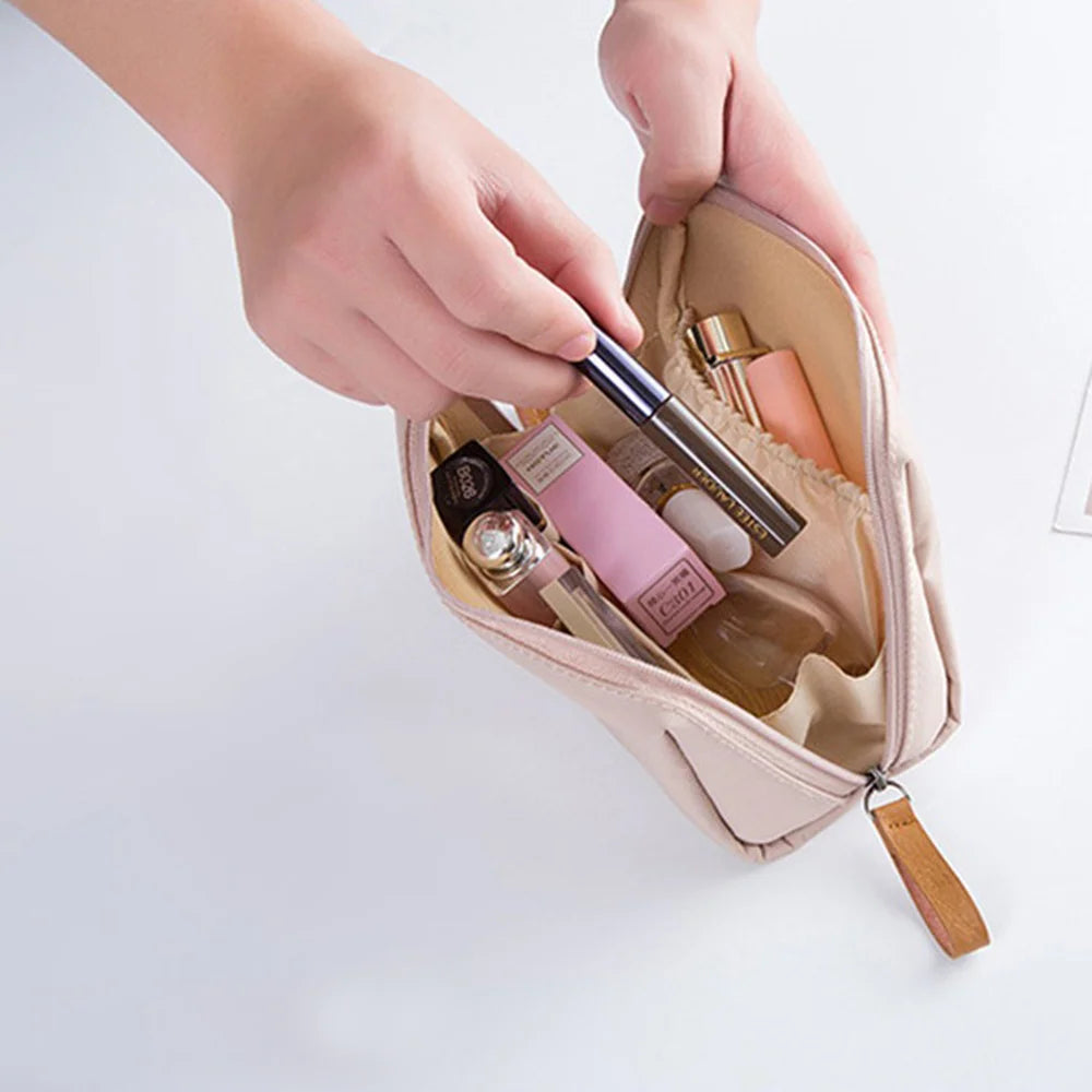 Bolsa de maquillaje pequeña, Bolsa de maquillaje pequeña para cartera, Mini estuches organizadores para cartera, Bolsa de cosméticos portátil sencilla e impermeable para pintalabios